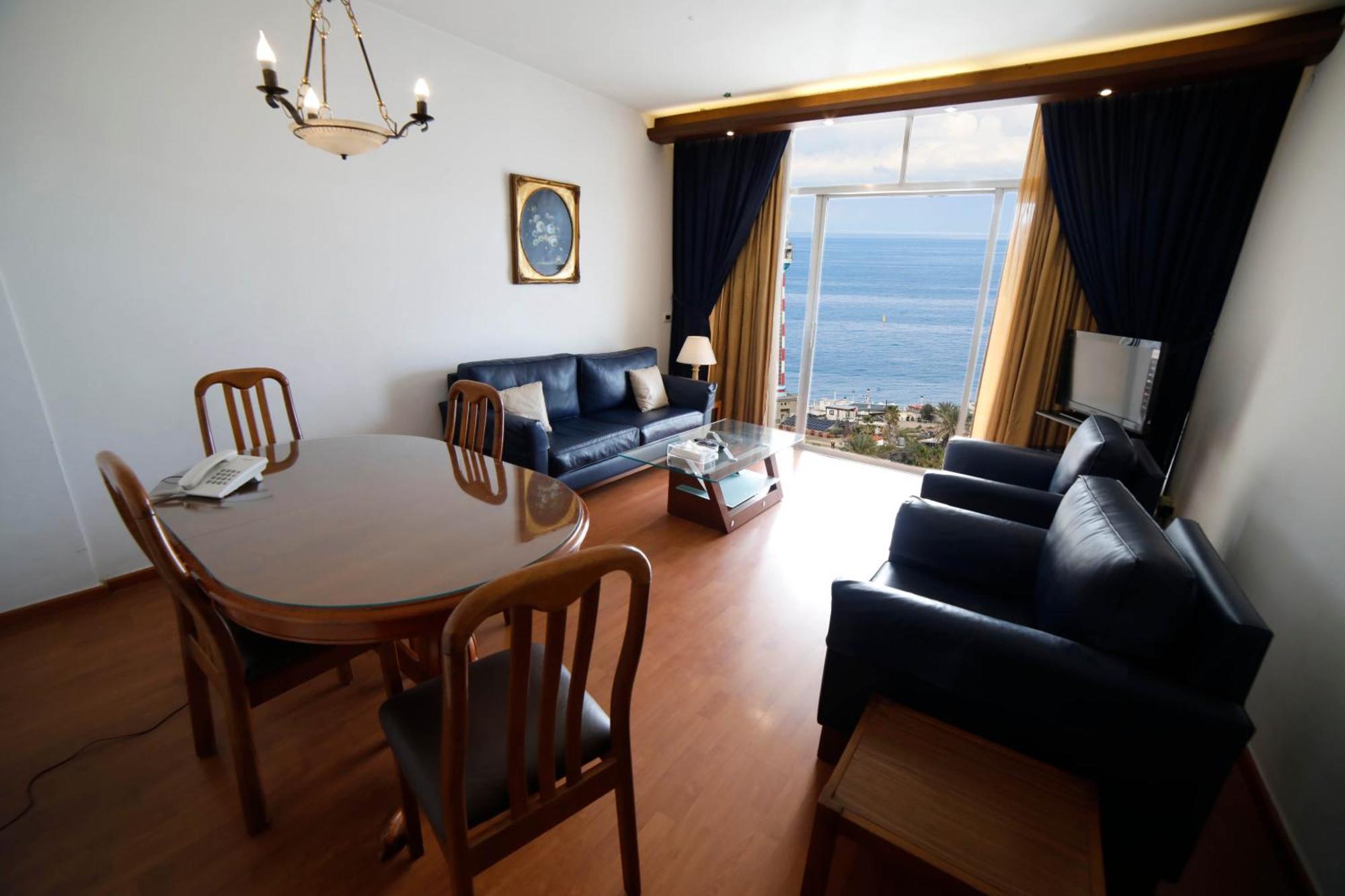 Holiday Home Suites เบรุต ภายนอก รูปภาพ
